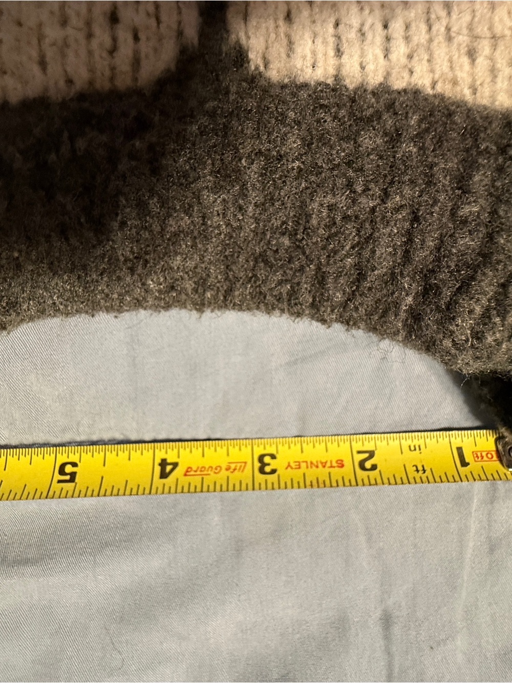 Abercrombie & Fitch Size Medium Wool blend Argyle Crewneck Sweater -Gray & Cream - Picture 10 of 16